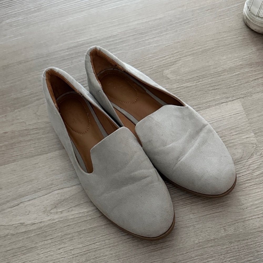 Elegant Gray Women's Loafers